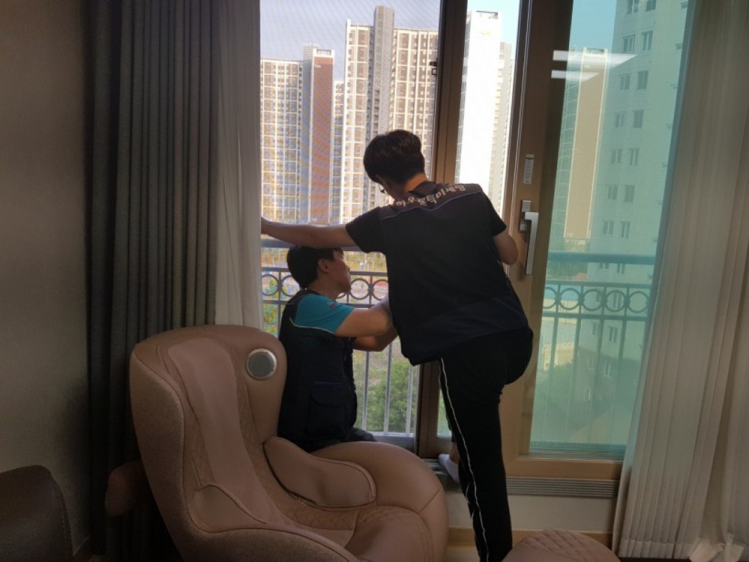 4a4c4bd44088ee31ea5674ff4968851e_1600919