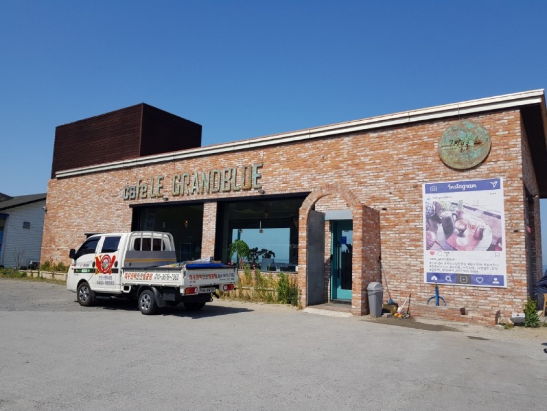 ce59d16bc550cdf407fa1130afb18144_1600828