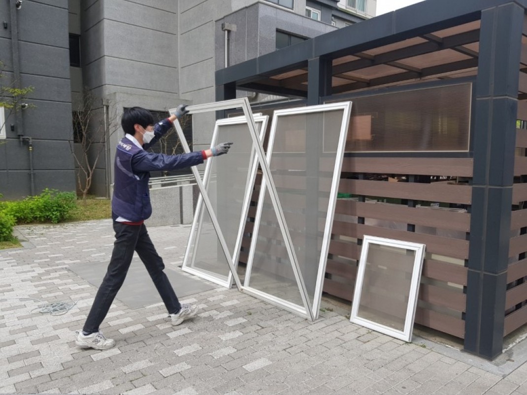 258a0f1a2ae5fbdbd22d5593c26c45d4_1621219