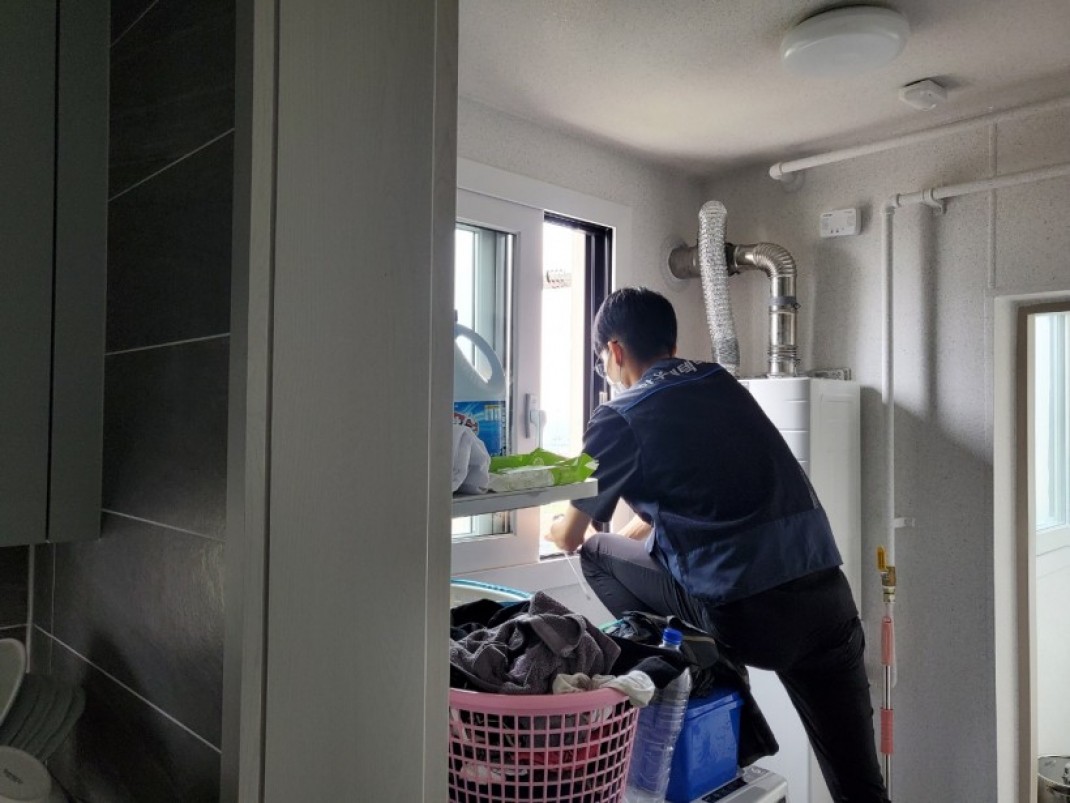 f6f9f2a67f1b7622c1ec10816f21798a_1636956